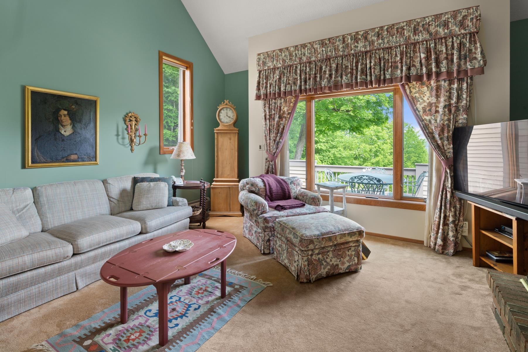 910 Brook Road, Unit 1 Stowe, VT 05672 - Photo 11 of 40 Gallery Image 11
