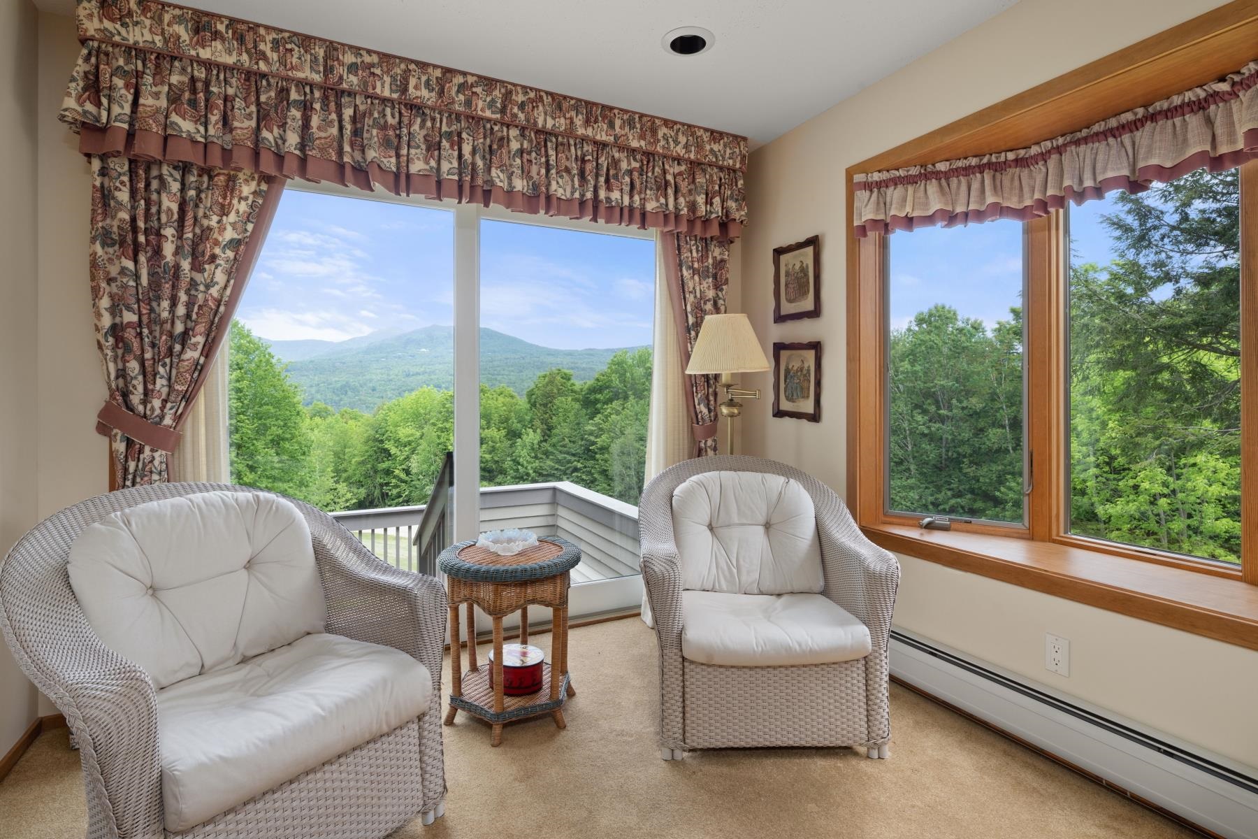 910 Brook Road, Unit 1 Stowe, VT 05672 - Photo 8 of 40 Gallery Image 8