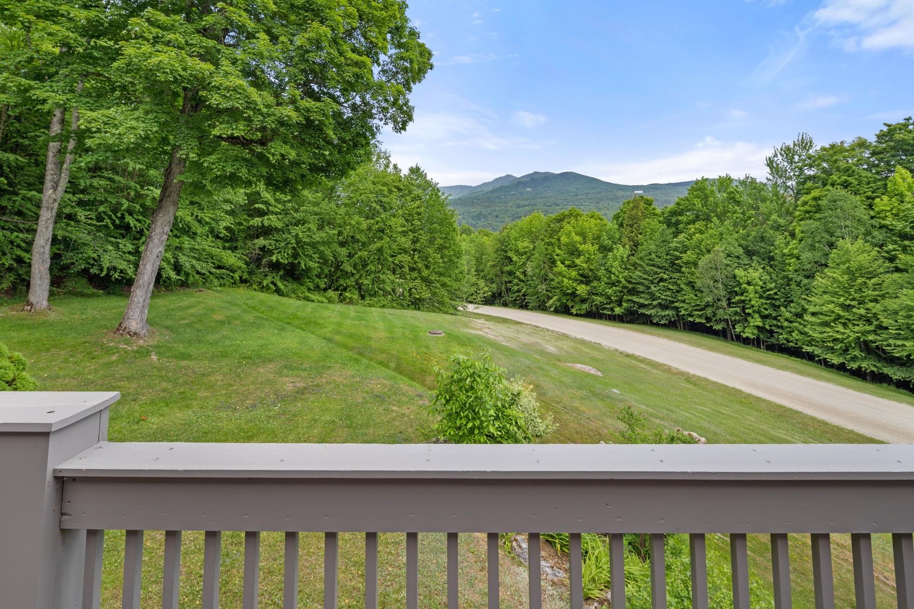 910 Brook Road, Unit 1 Stowe, VT 05672 - Photo 9 of 40 Gallery Image 9