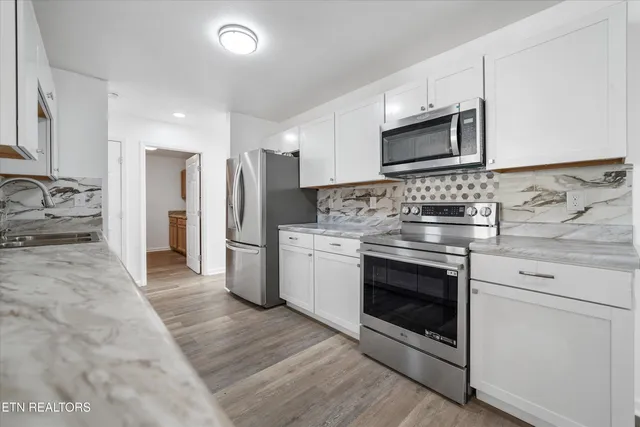 $339,900 | 2415 Louise Avenue, Knoxville, TN 37915