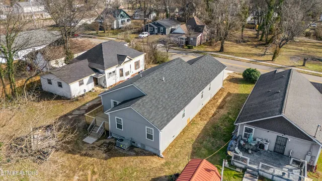 $339,900 | 2415 Louise Avenue, Knoxville, TN 37915