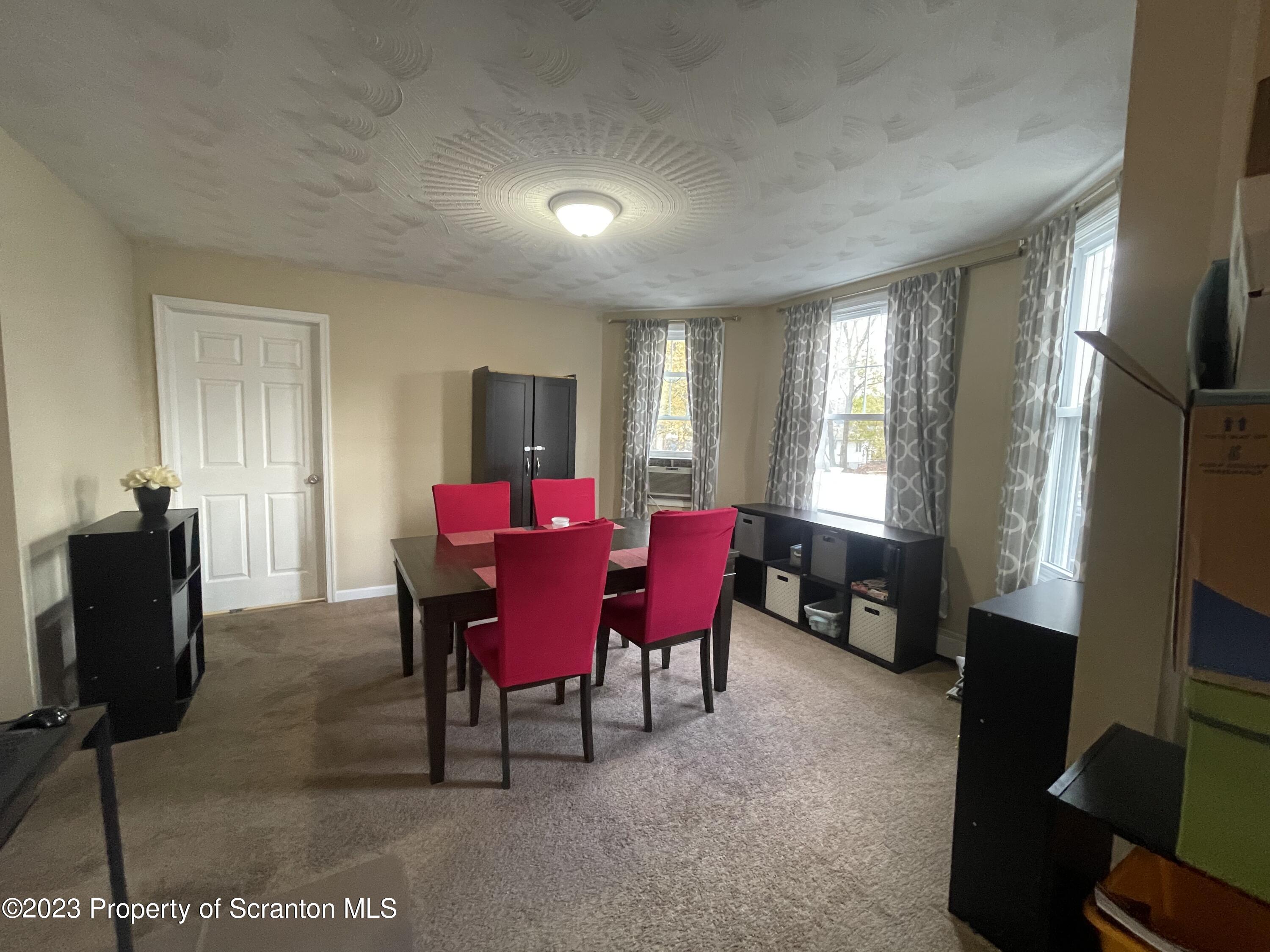 324 Spruce Street Moosic, PA 18507 - Photo 15 of 38 Gallery Image 15