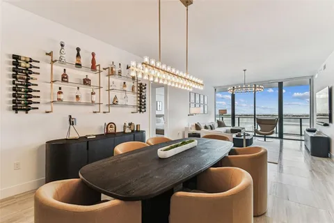 $2,700,000 | 3101 Bayshore Boulevard, Unit 1402, Tampa, FL 33629