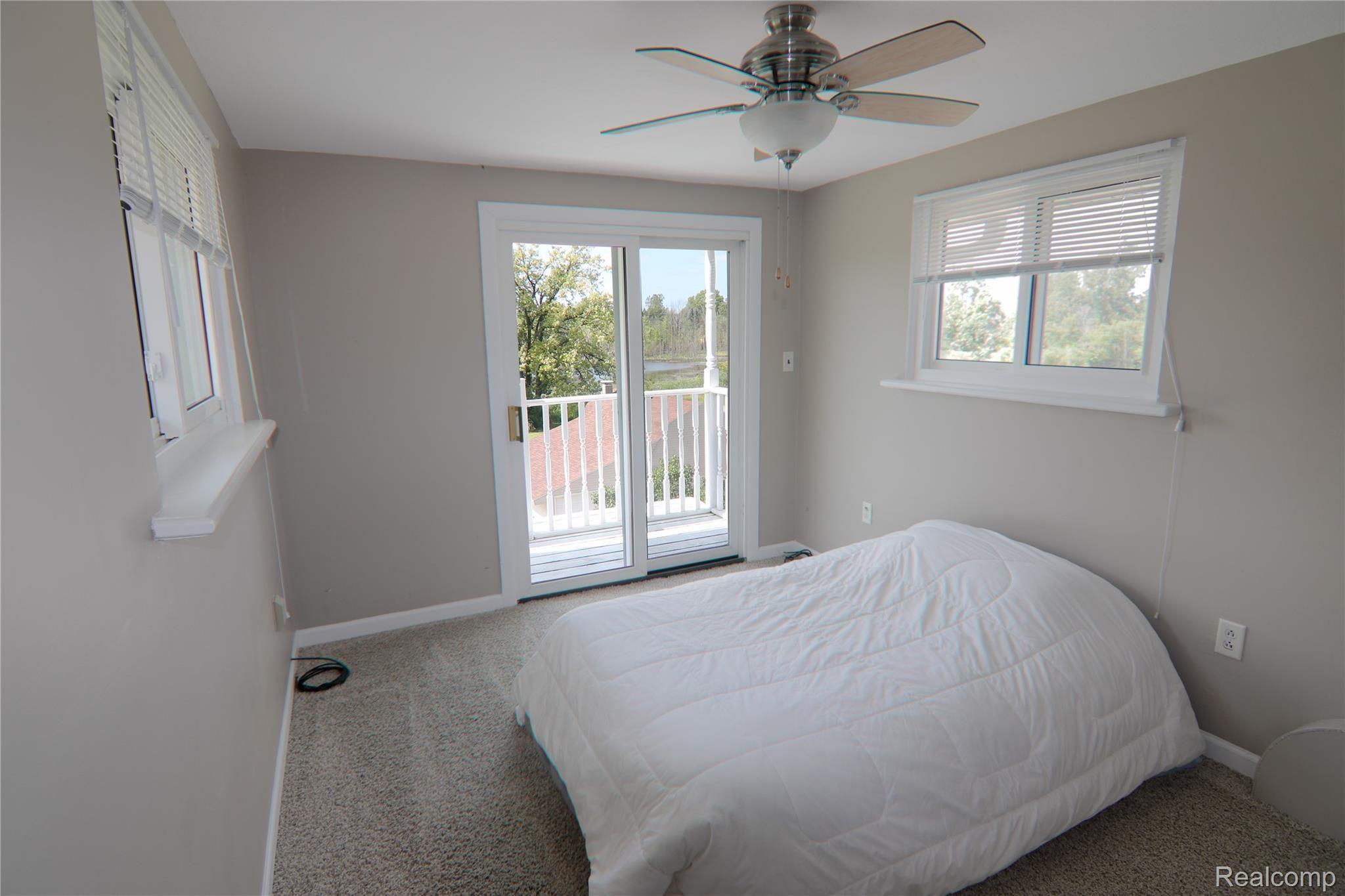 11156 Fenton Road Fenton, MI 48430 - Photo 16 of 22 11156 Fenton Rd - Bedroom 4.jpg