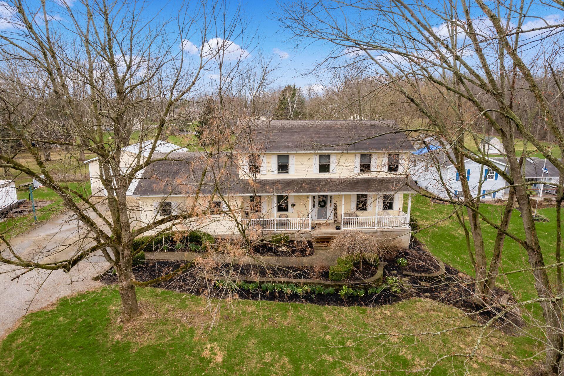 4594 Watkins Road Southwest Pataskala, OH 43062 - Photo 33 of 38 036_a OH 43062 USA DRONE334