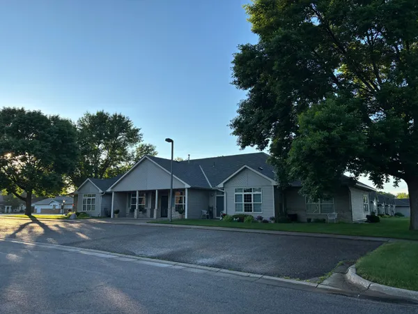 $185,000 | 103 Star Street East, Unit 6, Maple Lake, MN 55358