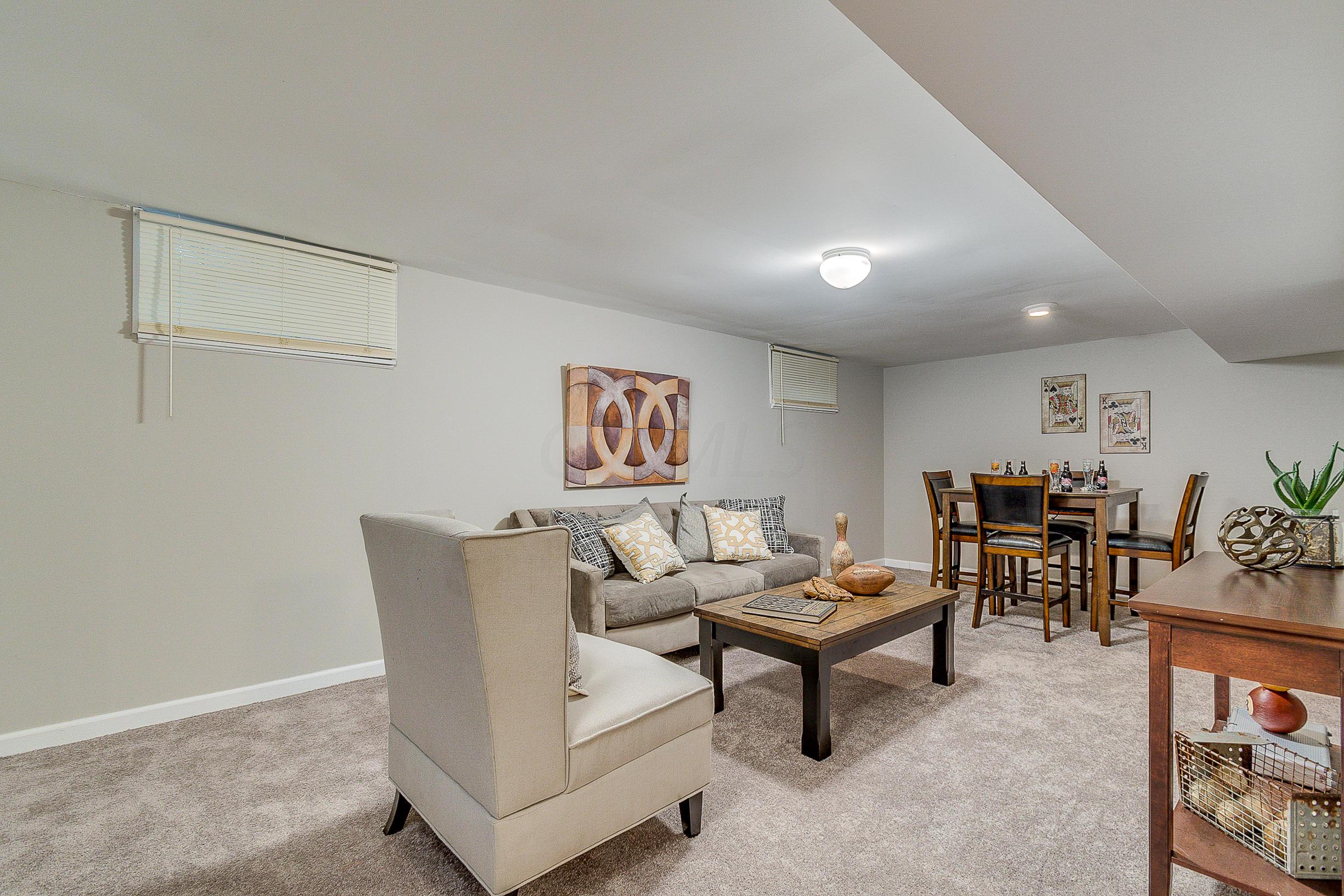 276 South Stanwood Road Bexley, OH 43209 - Photo 38 of 44