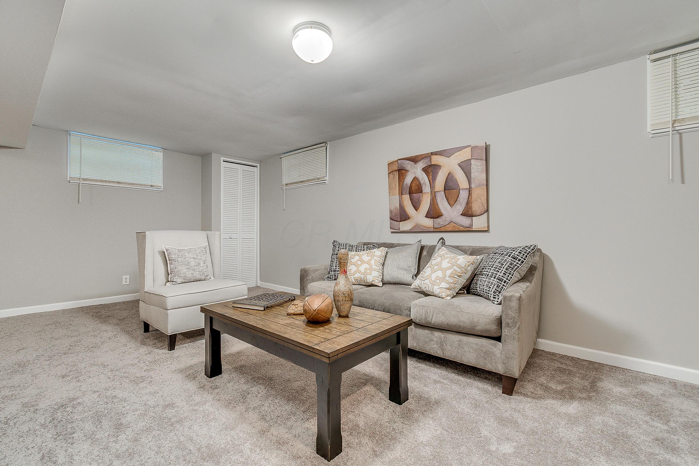 276 South Stanwood Road Bexley, OH 43209 - Photo 40 of 44