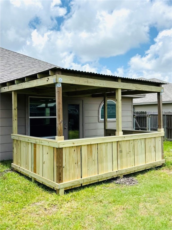 7522 Ranch View Drive Corpus Christi, TX 78414 - Photo 14 of 17 a view of a house with a yard