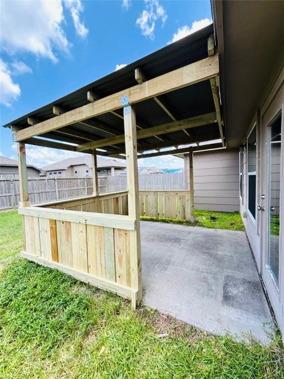 7522 Ranch View Drive Corpus Christi, TX 78414 - Photo 15 of 17 a view of a backyard of a house