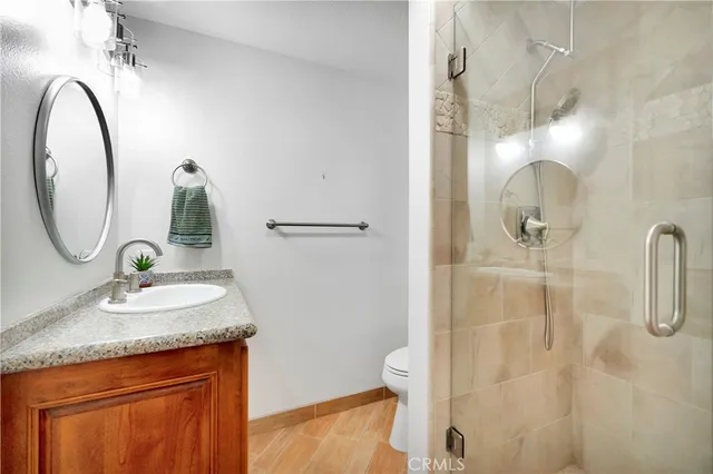 $1,899,999 | 17252 Breda Lane, Huntington Beach, CA 92649