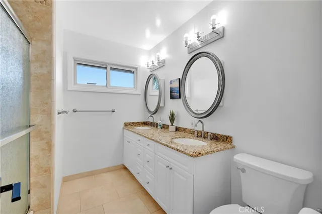 $1,899,999 | 17252 Breda Lane, Huntington Beach, CA 92649