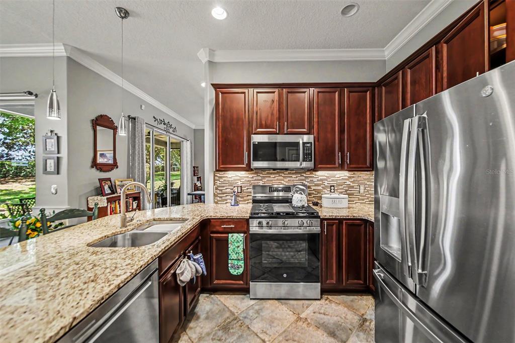 181 Crepe Myrtle Drive Groveland, FL 34736 - Photo 15 of 27