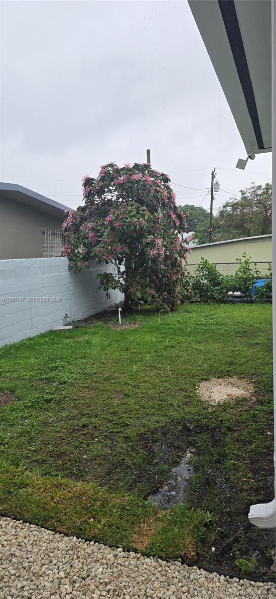 75 Southwest 32nd Court Road Miami, FL 33135 - Photo 28 of 32