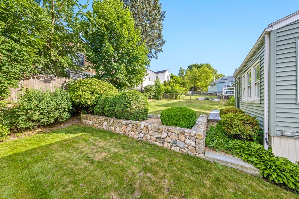 4 Fountain Road Arlington, MA 02476 - Photo 7 of 30