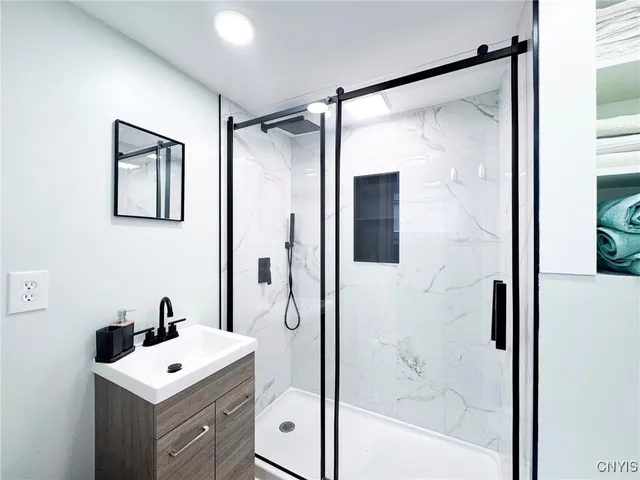 $139,900 | 133 Osborne Street, Auburn, NY 13021