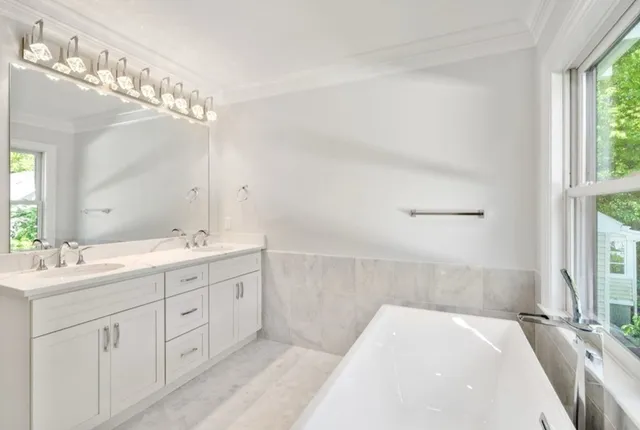 $10,200 | 30 Asheville Road, Newton, MA 02462