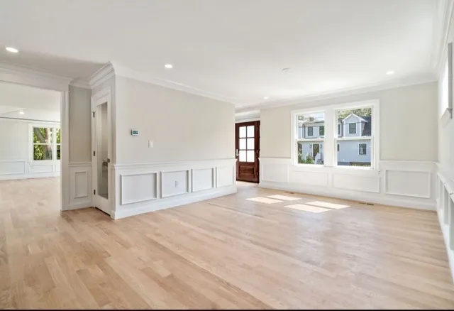 $10,200 | 30 Asheville Road, Newton, MA 02462