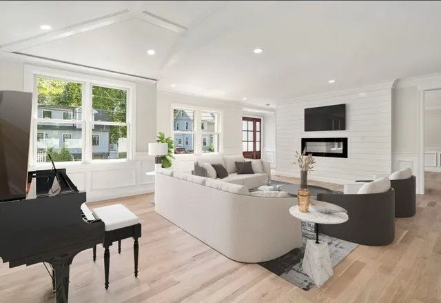 $10,200 | 30 Asheville Road, Newton, MA 02462