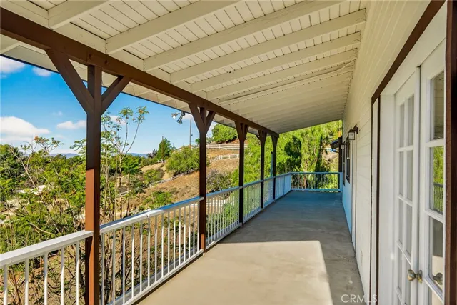 $1,199,900 | 9404 Wayside Drive, Sunland, CA 91040