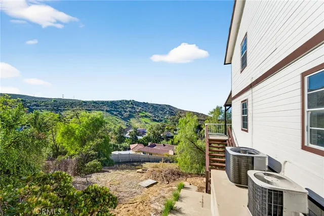$1,199,900 | 9404 Wayside Drive, Sunland, CA 91040