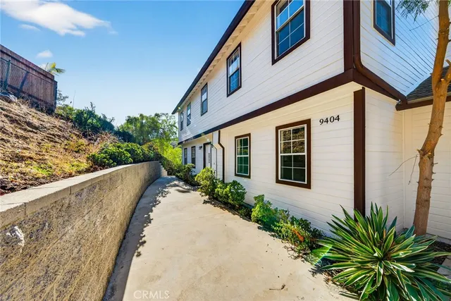 $1,199,900 | 9404 Wayside Drive, Sunland, CA 91040