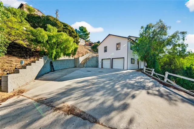 $1,199,900 | 9404 Wayside Drive, Sunland, CA 91040