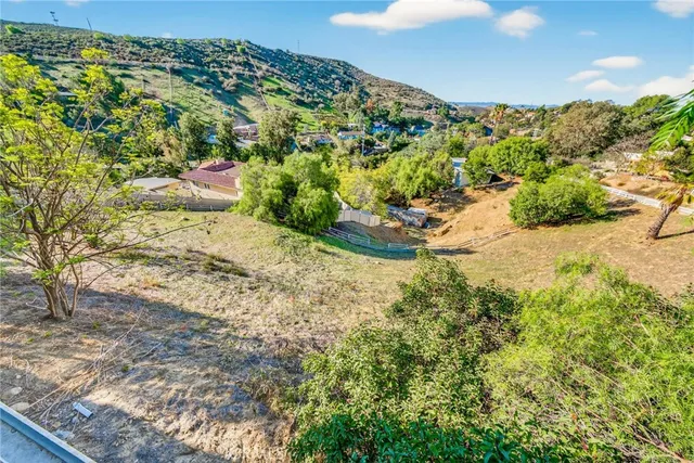 $1,199,900 | 9404 Wayside Drive, Sunland, CA 91040