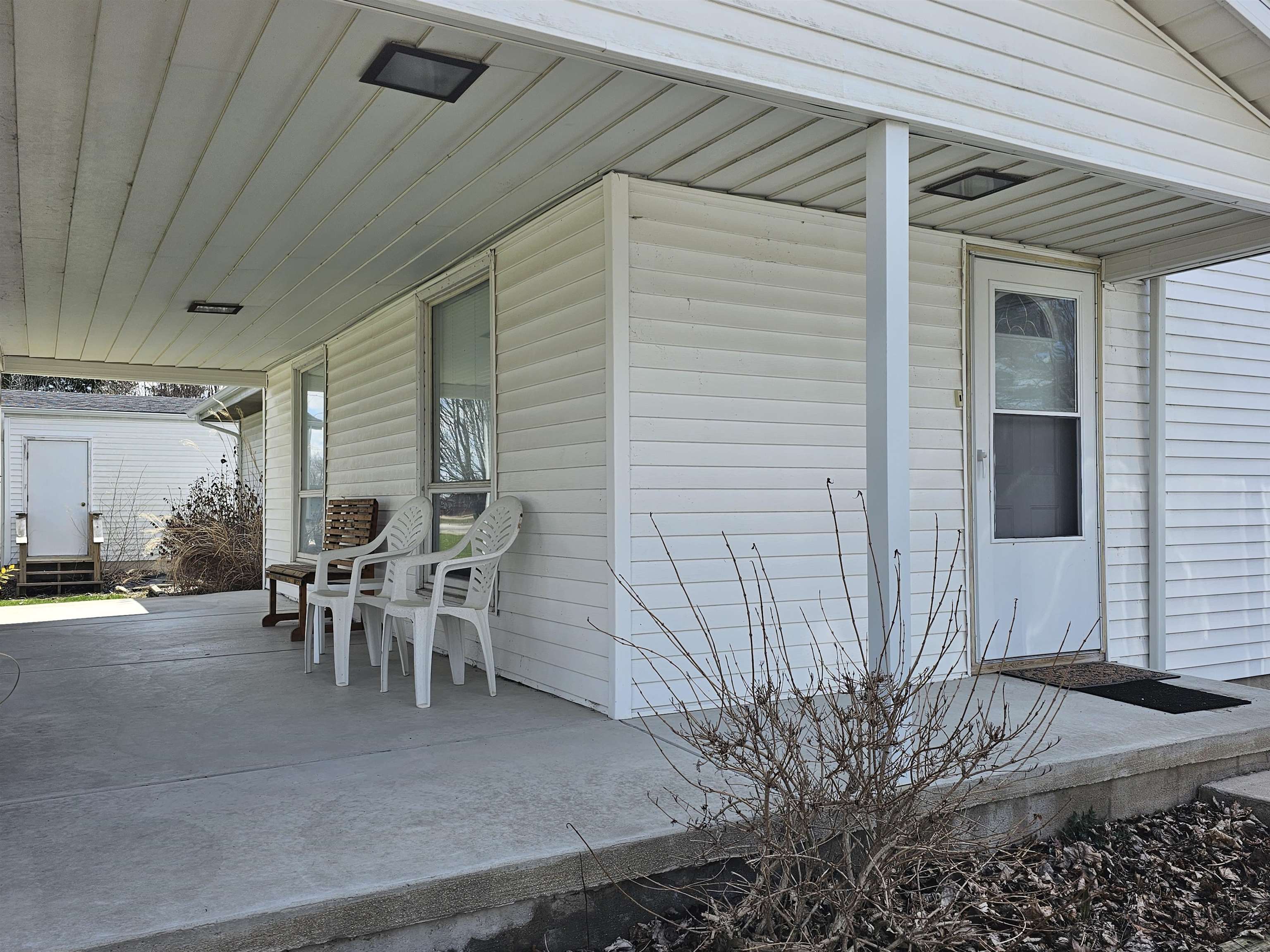6581 North Pingree Road Elwell, MI 48832 - Photo 3 of 50