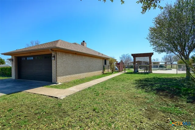 $362,000 | 145 Western Ridge Road, Gatesville, TX 76528