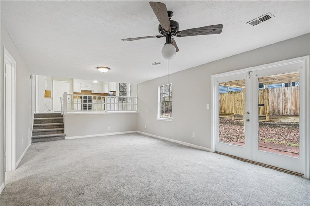 337 Independence Drive Jonesboro, GA 30238 - Photo 26 of 41 a view of an empty room with a window