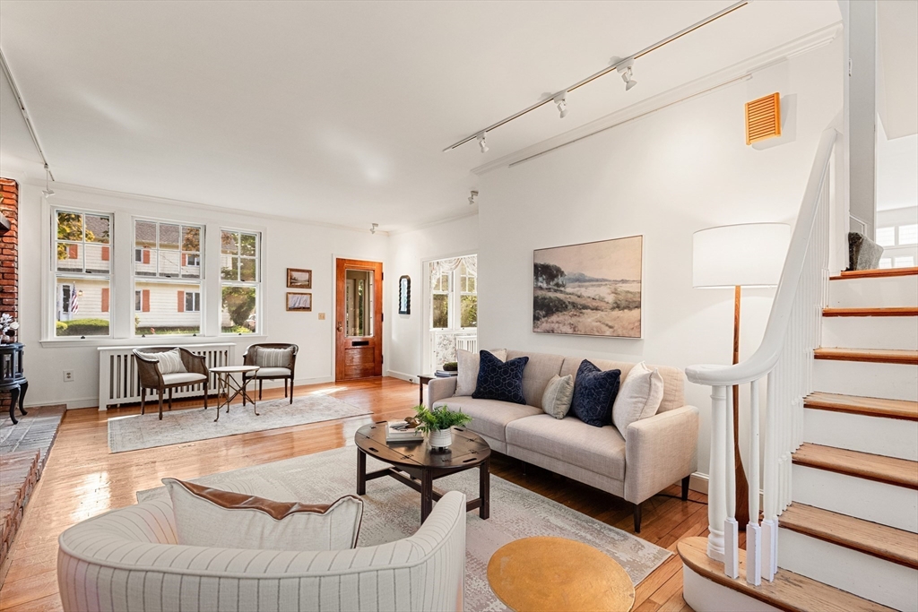16 Preston Beach Road Marblehead, MA 01945 - Photo 4 of 35