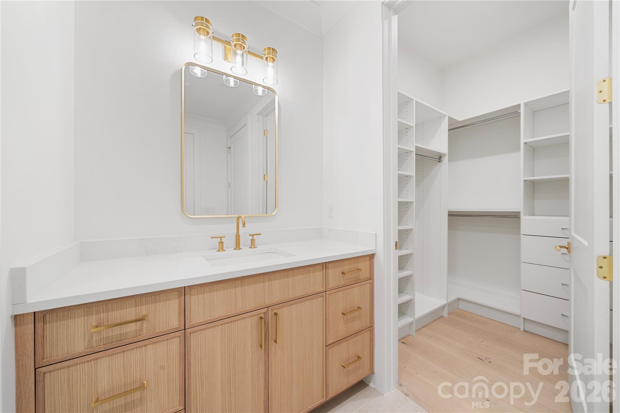 409 Queens Road, Unit 503 Charlotte, NC 28207 - Photo 22 of 30 Gallery Image 22