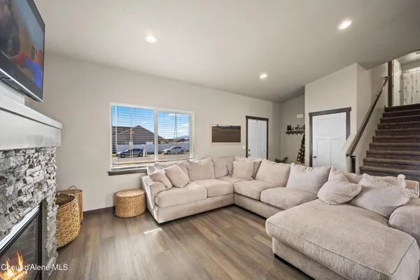 $540,000 | 12750 North Cavanaugh Drive, Rathdrum, ID 83858