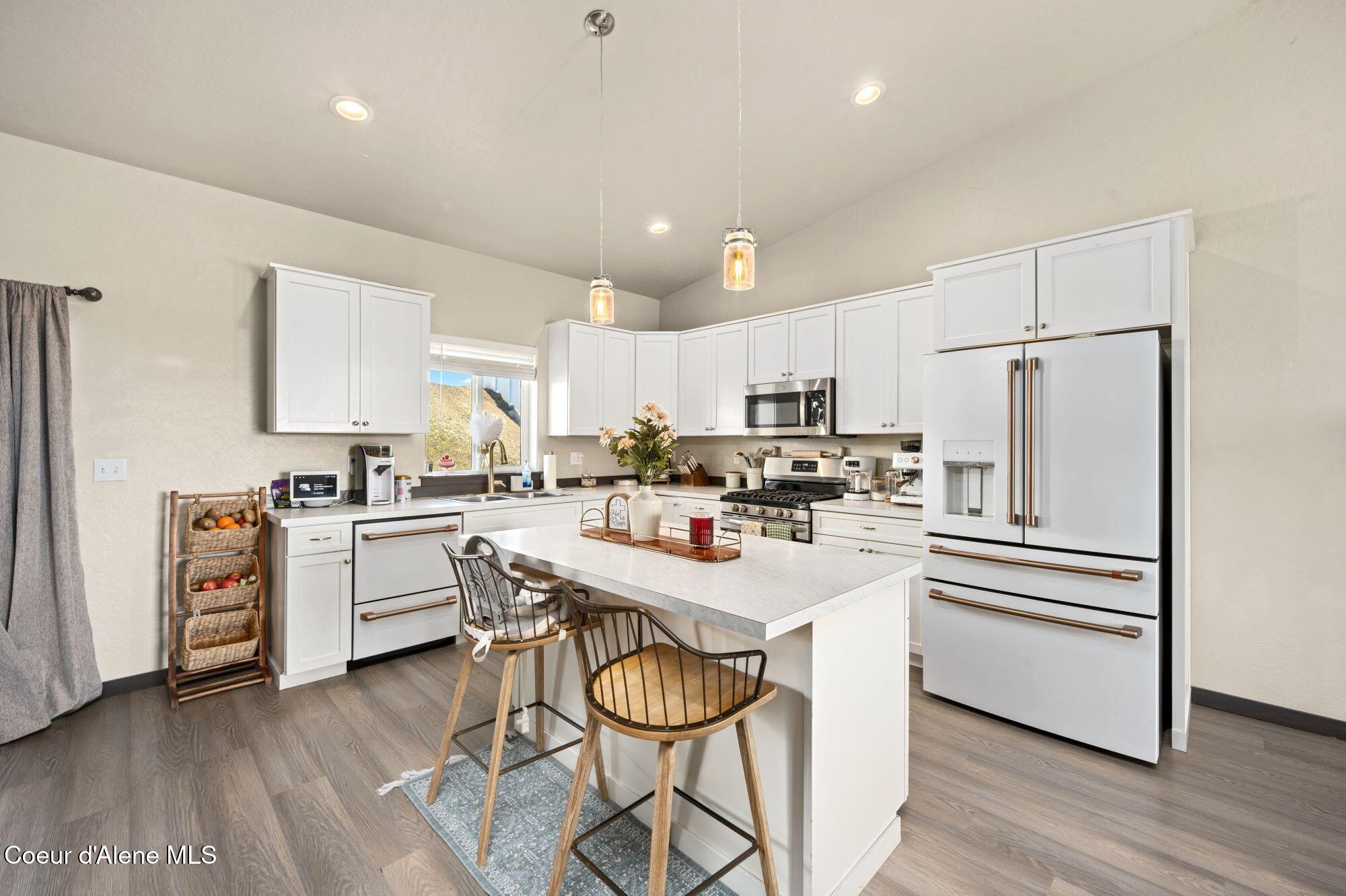 12750 North Cavanaugh Drive Rathdrum, ID 83858 - Photo 7 of 19 Kitchen #1