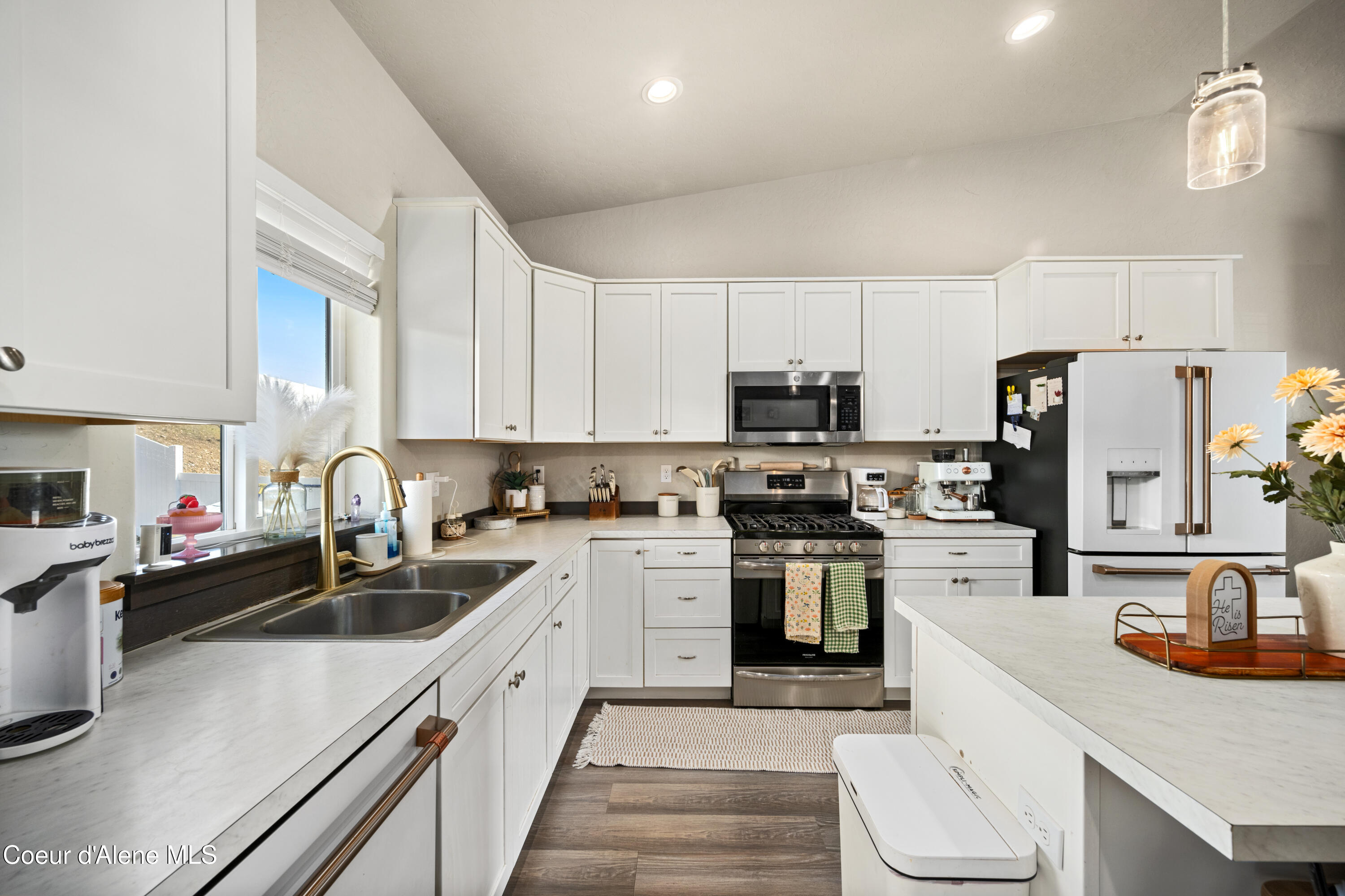 12750 North Cavanaugh Drive Rathdrum, ID 83858 - Photo 9 of 19 Kitchen #3