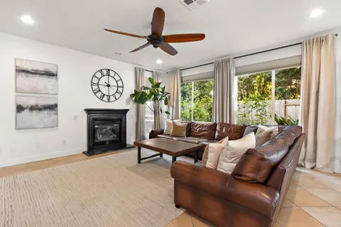 $969,000 | 19 Waters Cove Court, Sacramento, CA 95831