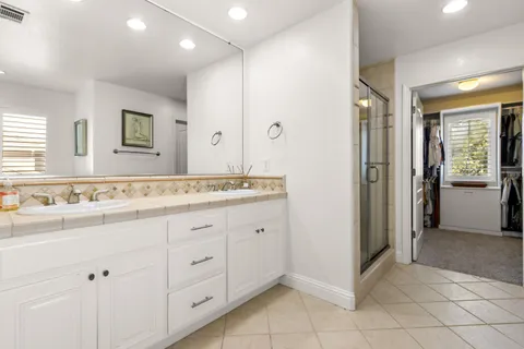 $969,000 | 19 Waters Cove Court, Sacramento, CA 95831
