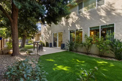 $969,000 | 19 Waters Cove Court, Sacramento, CA 95831