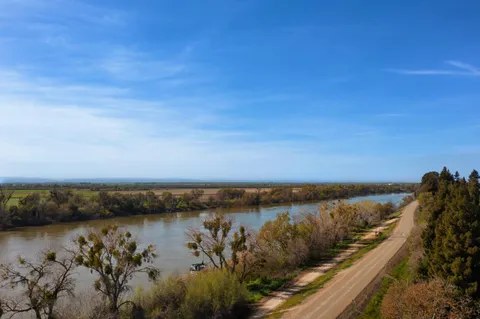 $969,000 | 19 Waters Cove Court, Sacramento, CA 95831