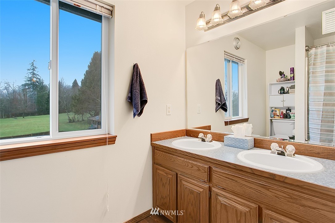 12818 Ingraham Road Monroe, WA 98272 - Photo 16 of 24