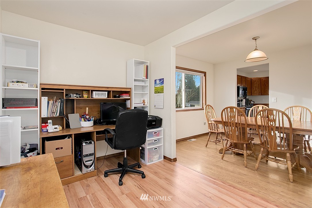 12818 Ingraham Road Monroe, WA 98272 - Photo 7 of 24