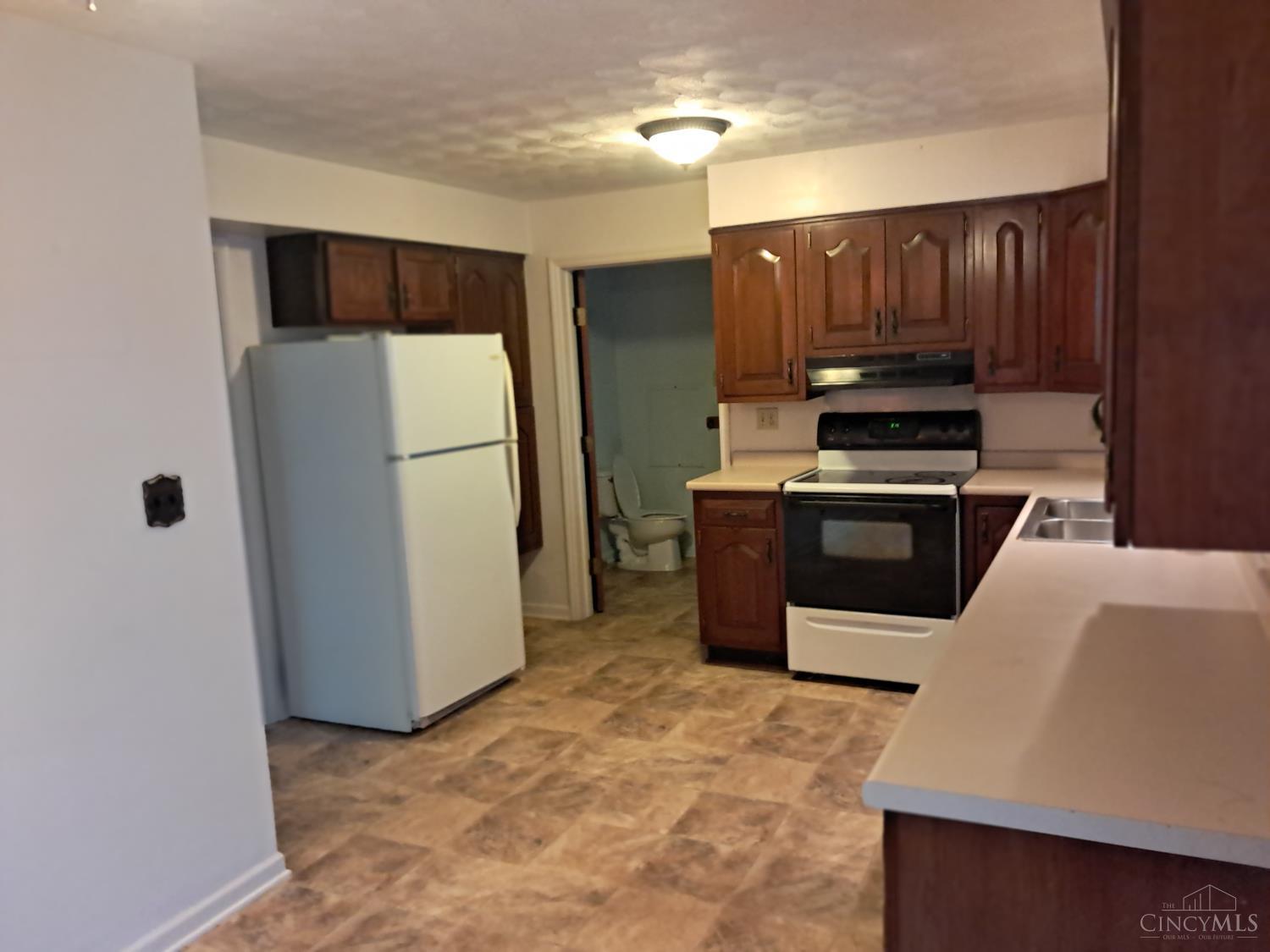1730 Braeburn Road Aberdeen, OH 45101 - Photo 9 of 25