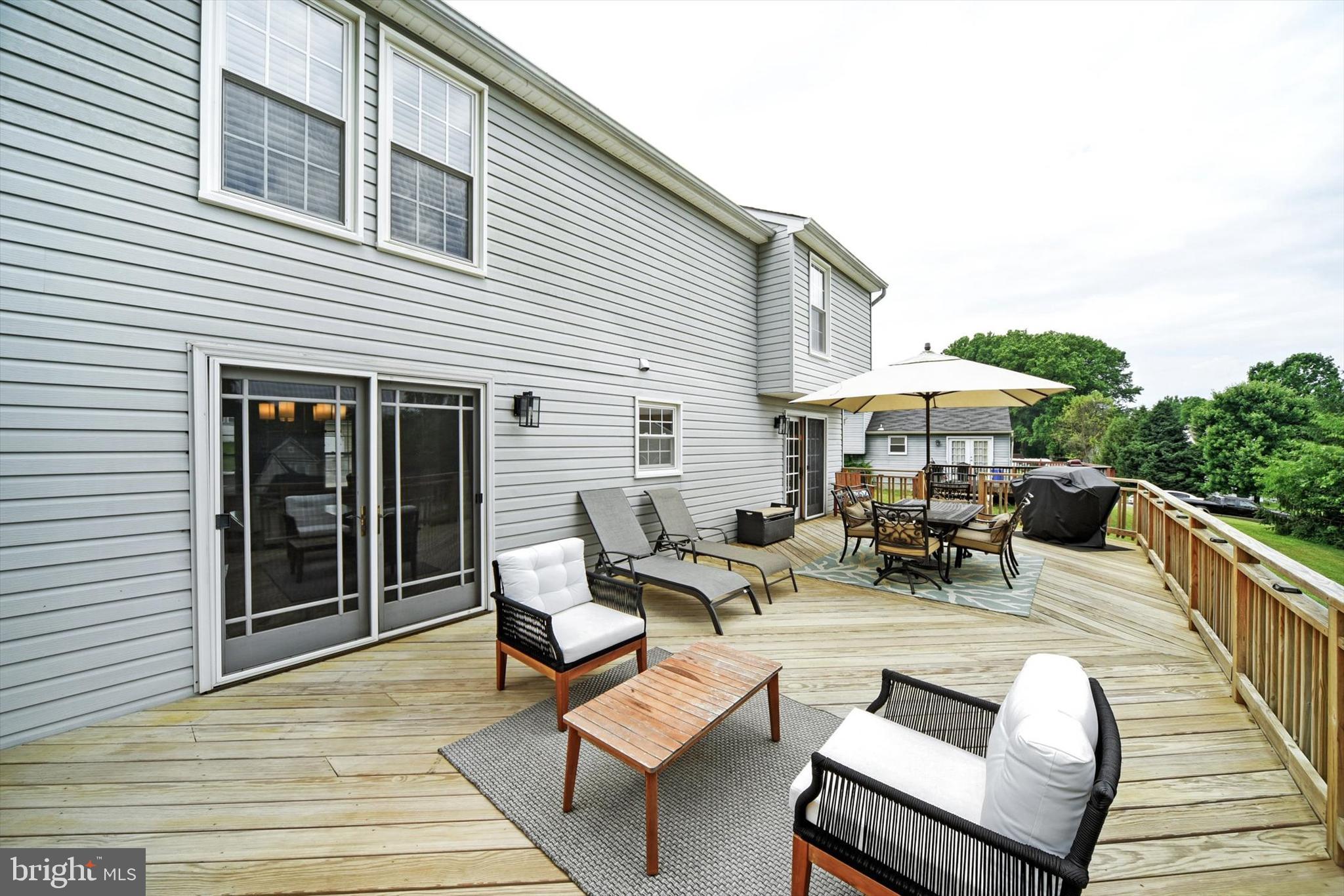 4211 Hanwell Road Randallstown, MD 21133 - Photo 17 of 51 Deck