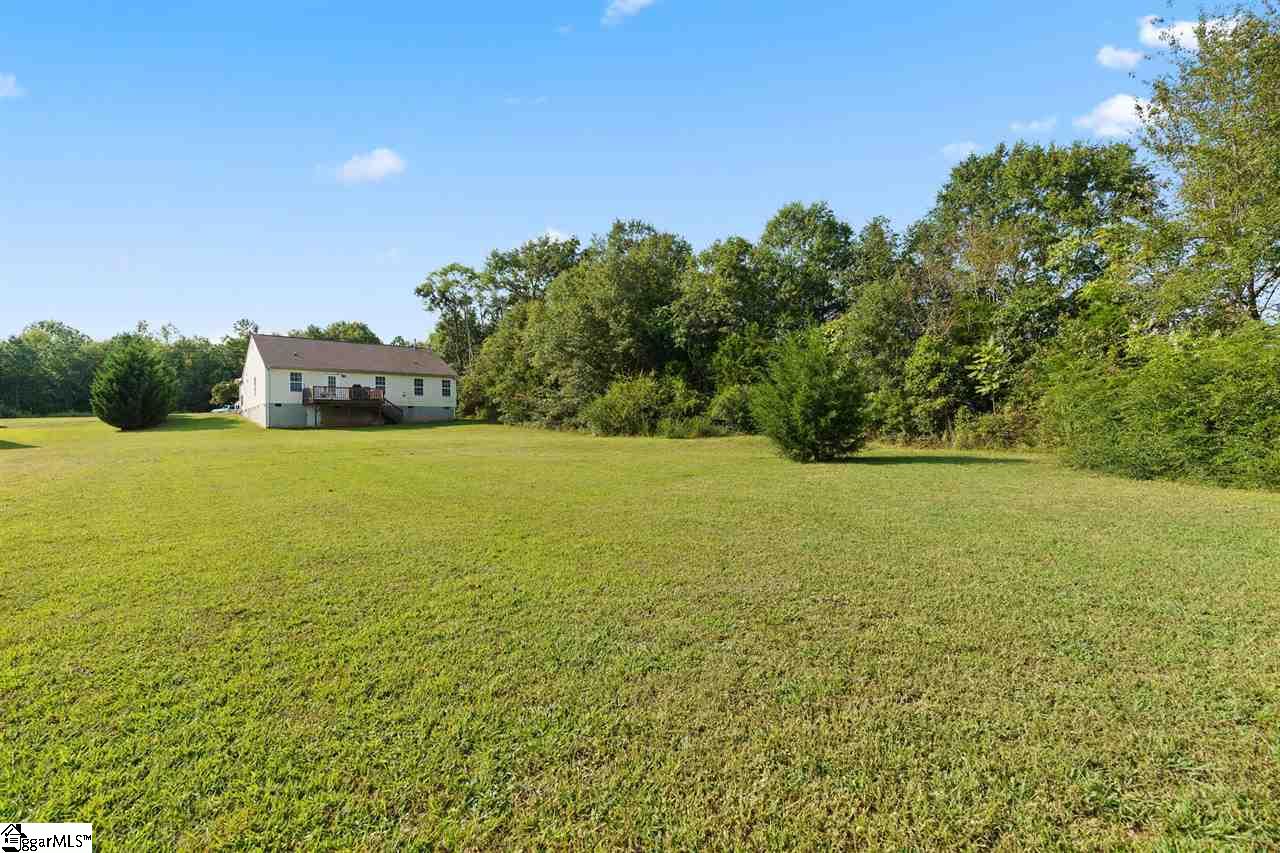 302 Webb Road Gray Court, SC 29645 - Photo 17 of 23
