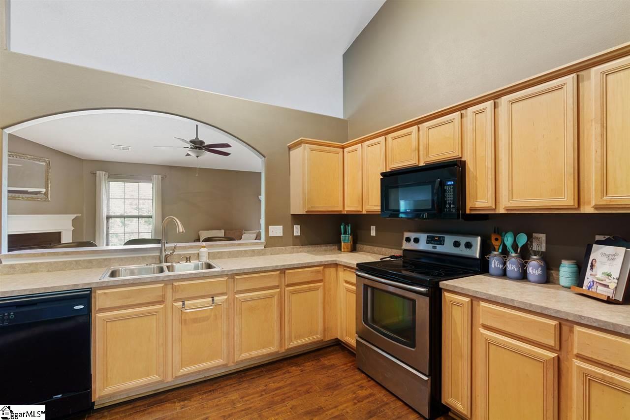 302 Webb Road Gray Court, SC 29645 - Photo 7 of 23
