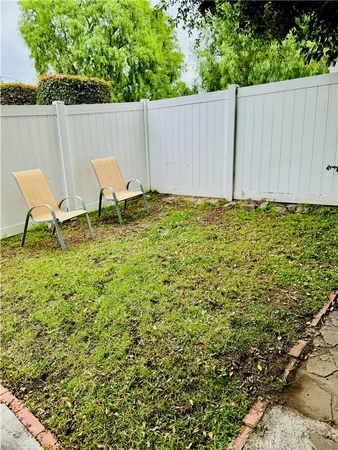 $2,200 | 24263 Los Codona Avenue, Unit C, Torrance, CA 90505
