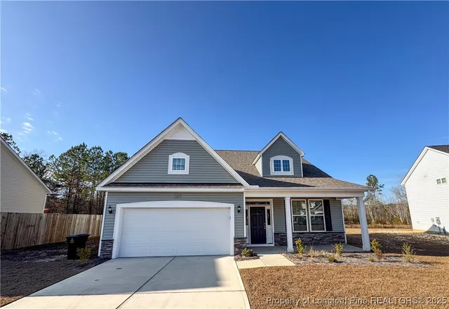 $2,100 | 227 Bow Cmn Way, Cameron, NC 28326