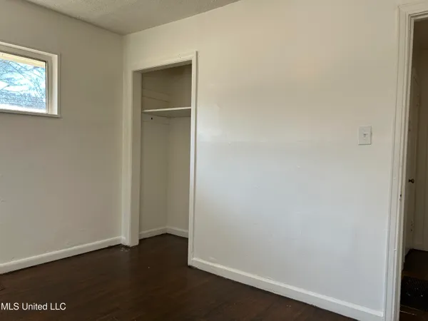 $950 | 230 Savanna Street, Jackson, MS 39212