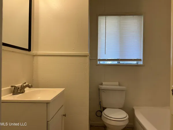 $950 | 230 Savanna Street, Jackson, MS 39212
